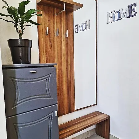 Ory 2 Between The And Center